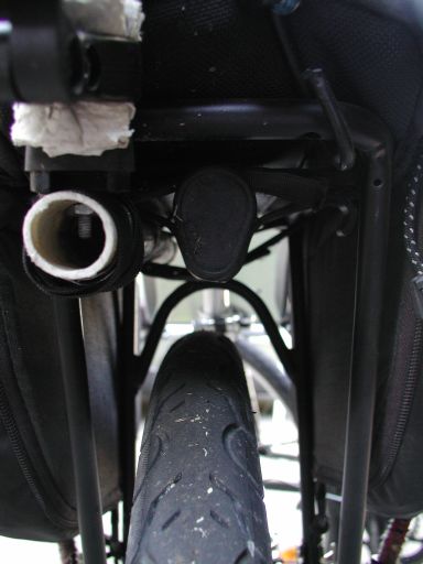[rear closeup view of rack and taillight mount]